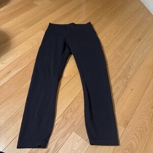 Women’s lululemon 25” Black Leggings